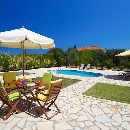 Iliachtides Villas Каравомилос Номер фото