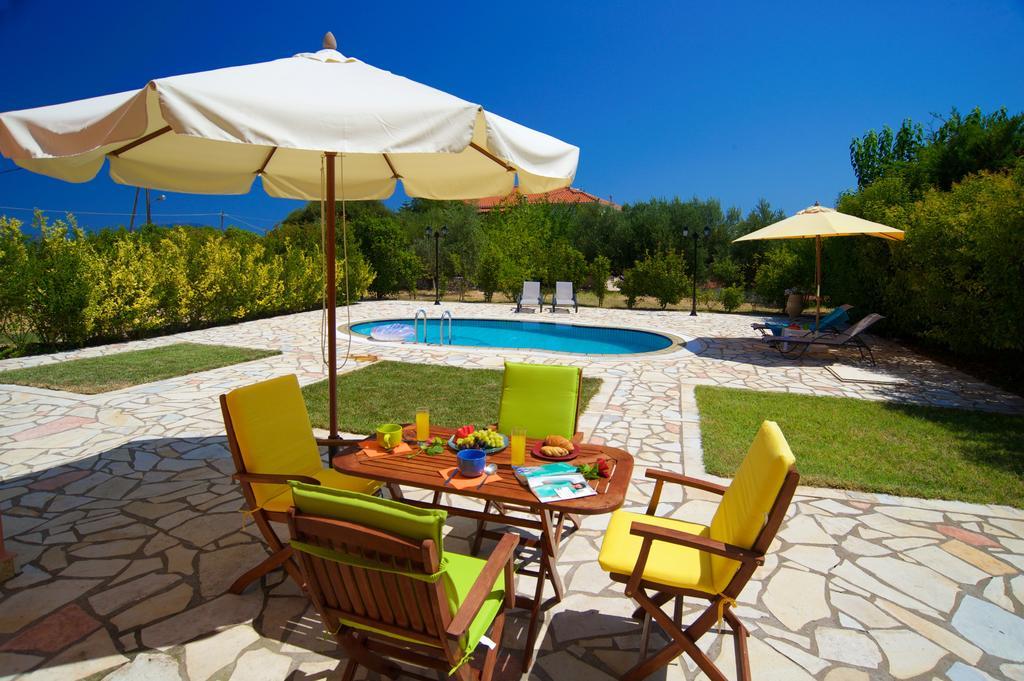 Iliachtides Villas Каравомилос Номер фото