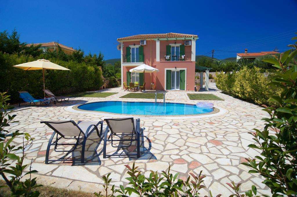 Iliachtides Villas Каравомилос Номер фото